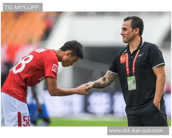 恒大足球队员精彩瞬间集锦展现团队风采与个人魅力